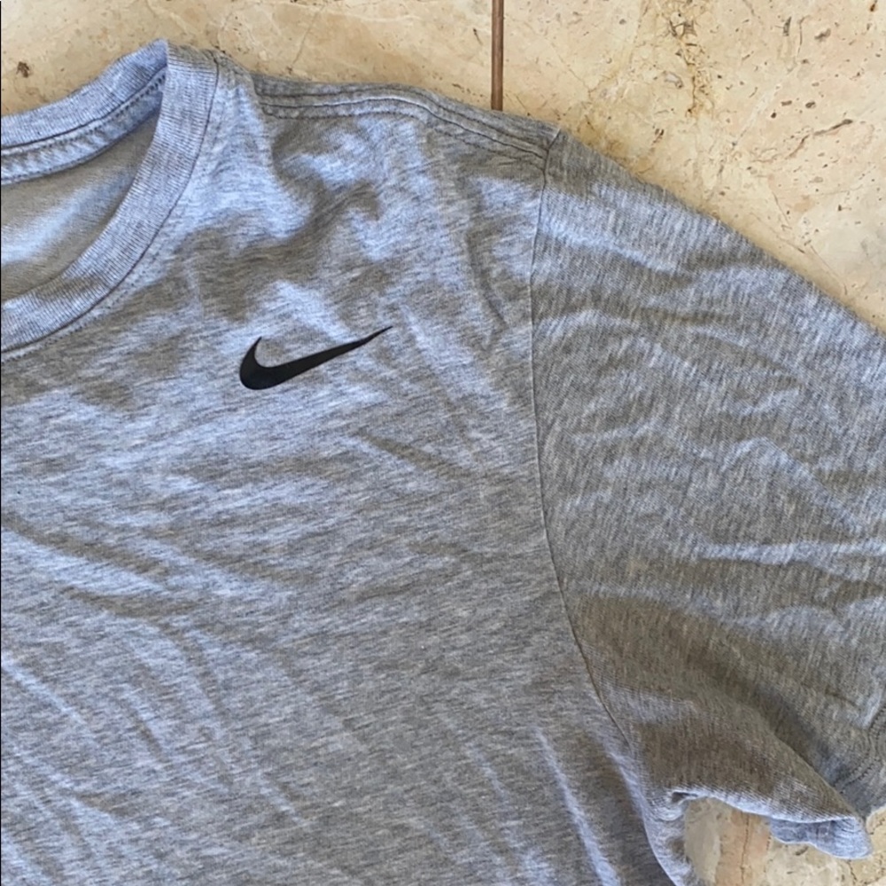 NIKE DRI FIT TEE 🏃